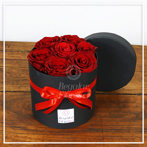 Caja cilindro 7 rosas preservadas | Regalar Flores, Envio de flores, desayunos y regalos a domicilio