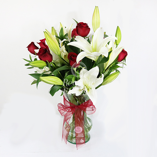 Florero lilium y rosas | Regalar Flores, Envio de flores, desayunos y regalos a domicilio