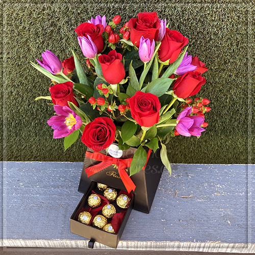 Arreglo rosas, tulipanes y bombones | Regalar Flores, Envio de flores, desayunos y regalos a domicilio