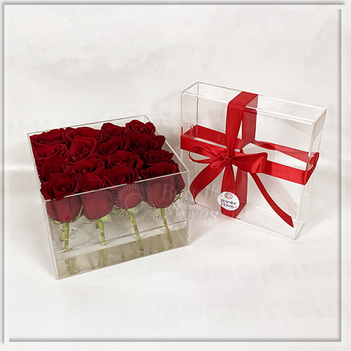 Caja acrilica 16 rosas | Regalar Flores, Envio de flores, desayunos y regalos a domicilio