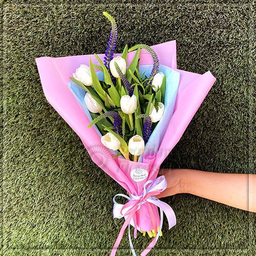 Ramo Tulipanes y Verónicas | Regalar Flores, Envio de flores, desayunos y regalos a domicilio