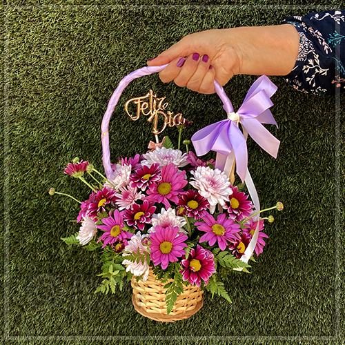 Canastito de Crisantemos | Regalar Flores, Envio de flores, desayunos y regalos a domicilio