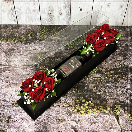 Caja Acrílica Rosas y Vino | Regalar Flores, Envio de flores, desayunos y regalos a domicilio