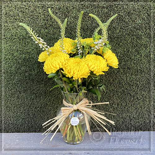 Jarrón condolencias de Crisantemos Cremón | Regalar Flores, Envio de flores, desayunos y regalos a domicilio