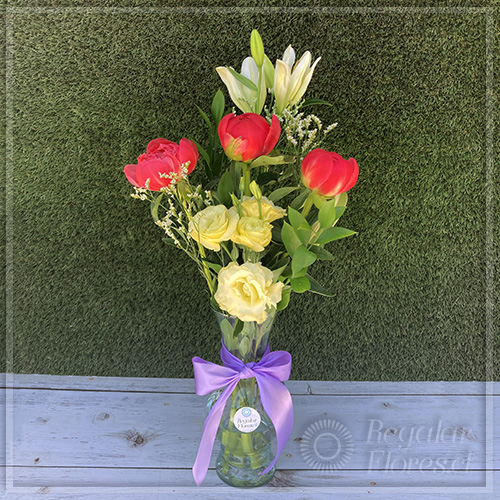 Florero Peonias y Lilium | Regalar Flores, Envio de flores, desayunos y regalos a domicilio