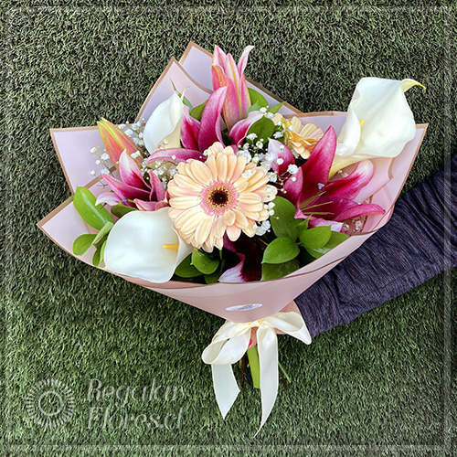 Ramo calas, lilium y gerberas | Regalar Flores, Envio de flores, desayunos y regalos a domicilio