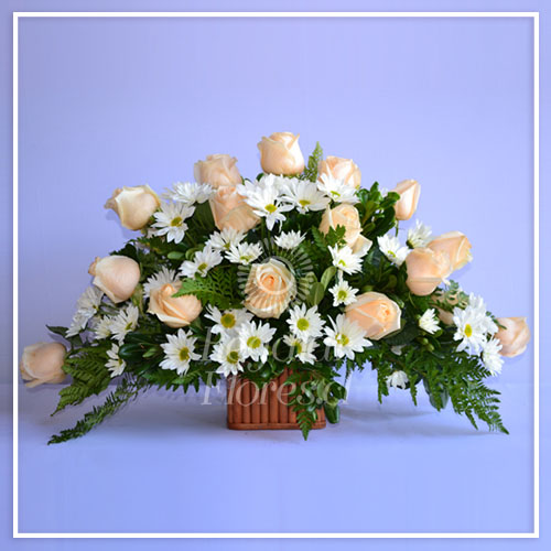 Arreglo Condolencias Rosas | Regalar Flores, Envio de flores, desayunos y regalos a domicilio